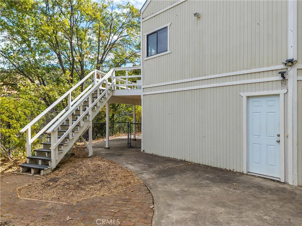 6963 Panoramic Drive Lucerne, CA 95458