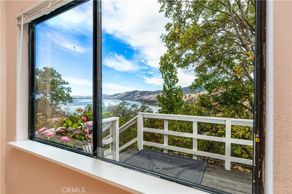 6963 Panoramic Drive Lucerne, CA 95458