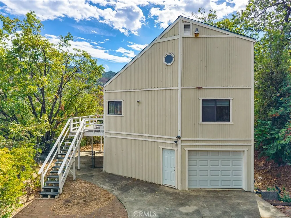 6963 Panoramic Drive Lucerne, CA 95458