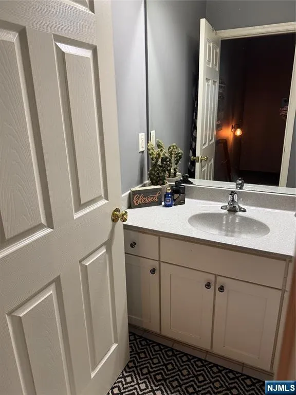 1014 Cunningham Court Belleville, NJ 07109