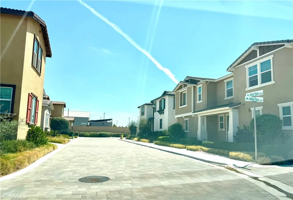 2993 E Halton Paseo Ontario, CA 91761