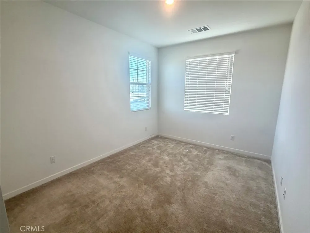 2993 E Halton Paseo Ontario, CA 91761