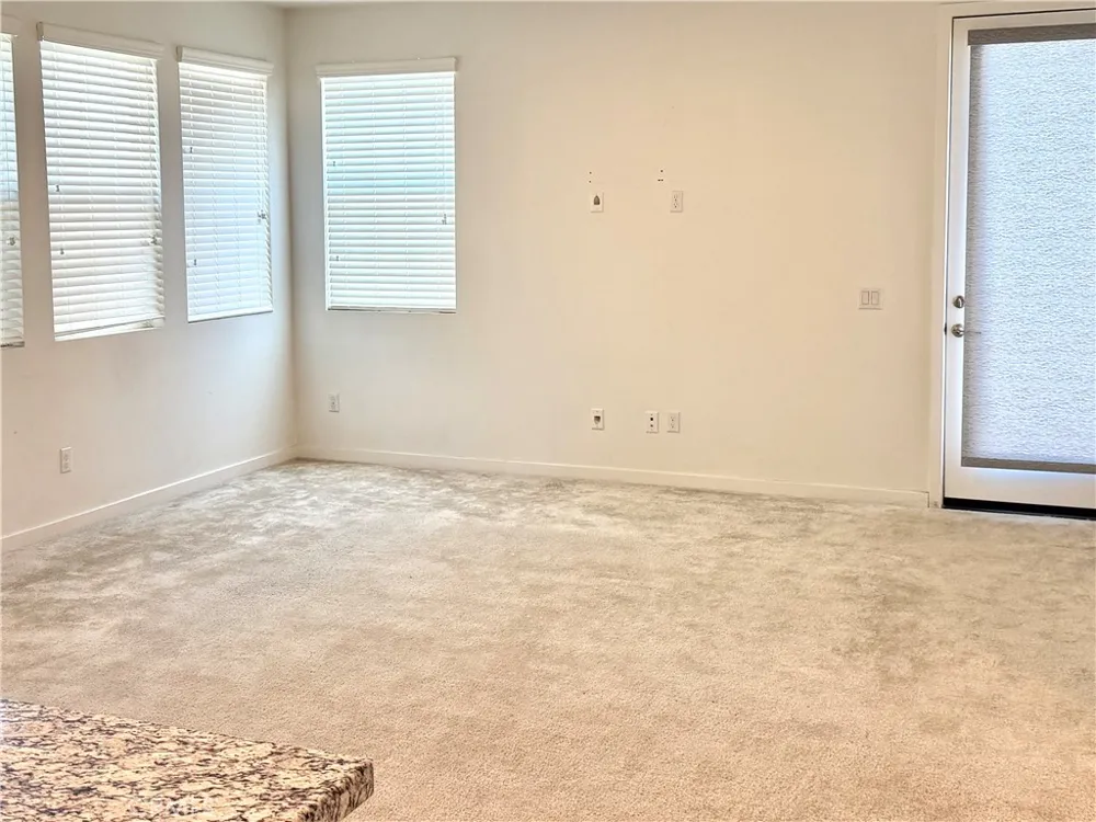 2993 E Halton Paseo Ontario, CA 91761