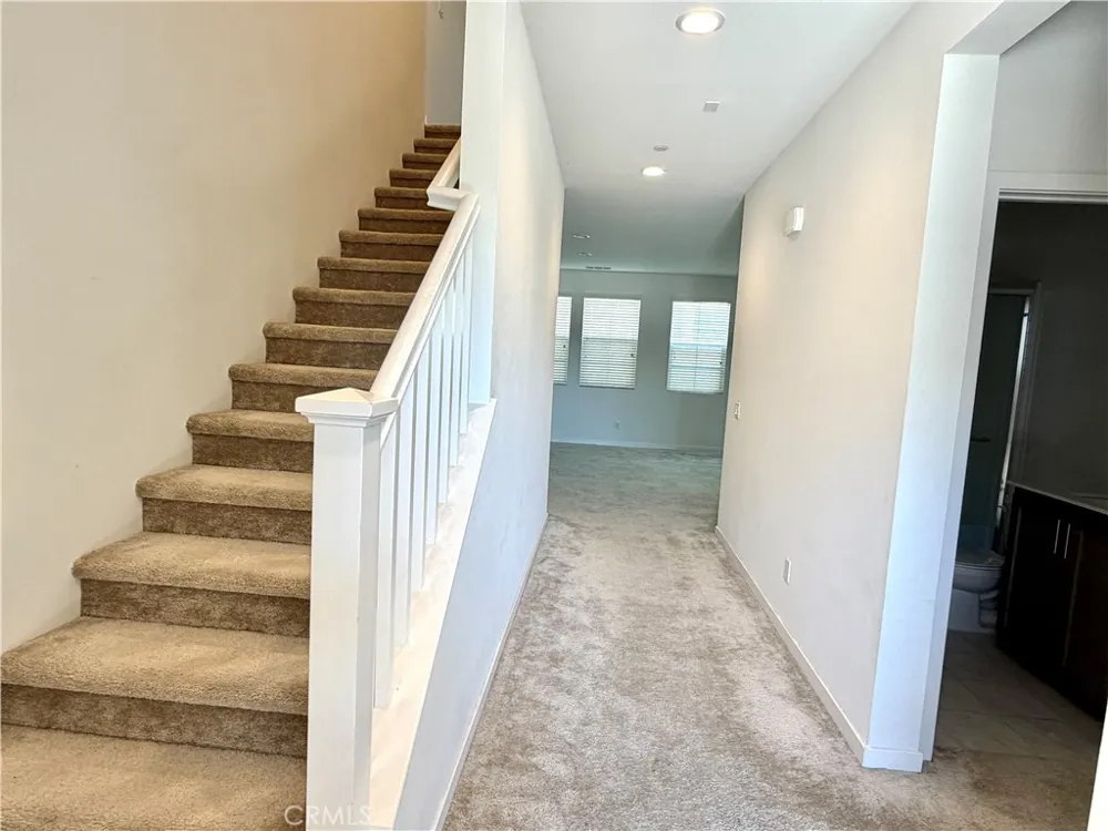 2993 E Halton Paseo Ontario, CA 91761
