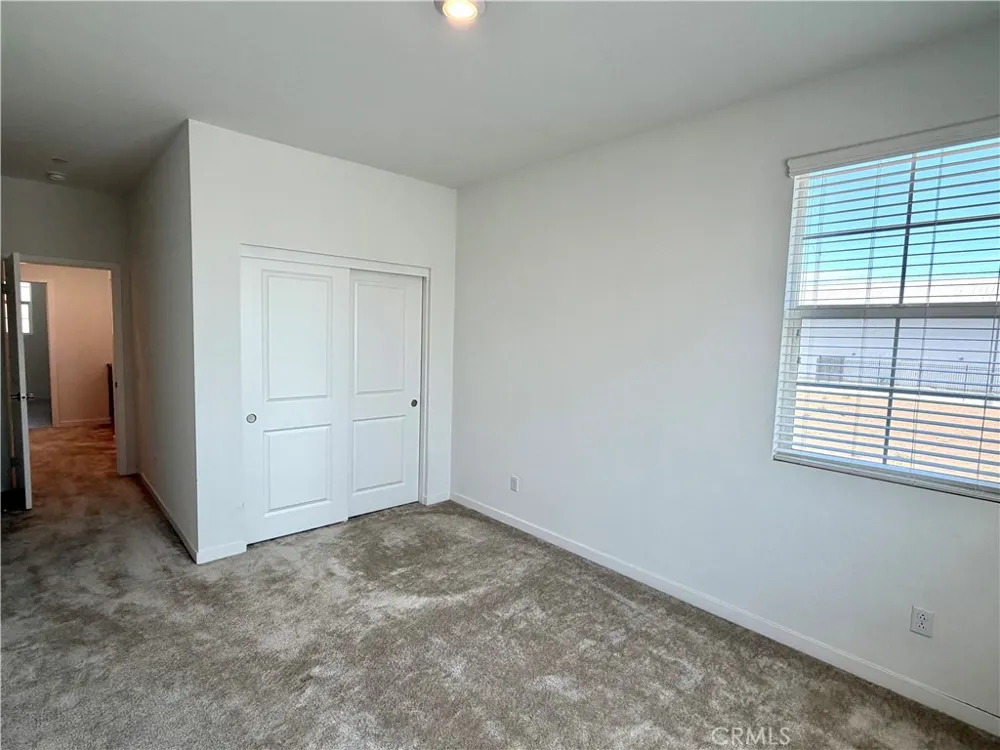 2993 E Halton Paseo Ontario, CA 91761