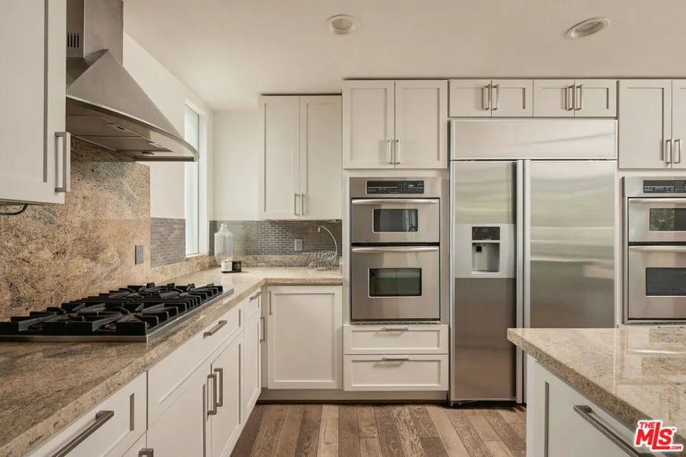 5506 Goodland Avenue Valley Village, CA 91607