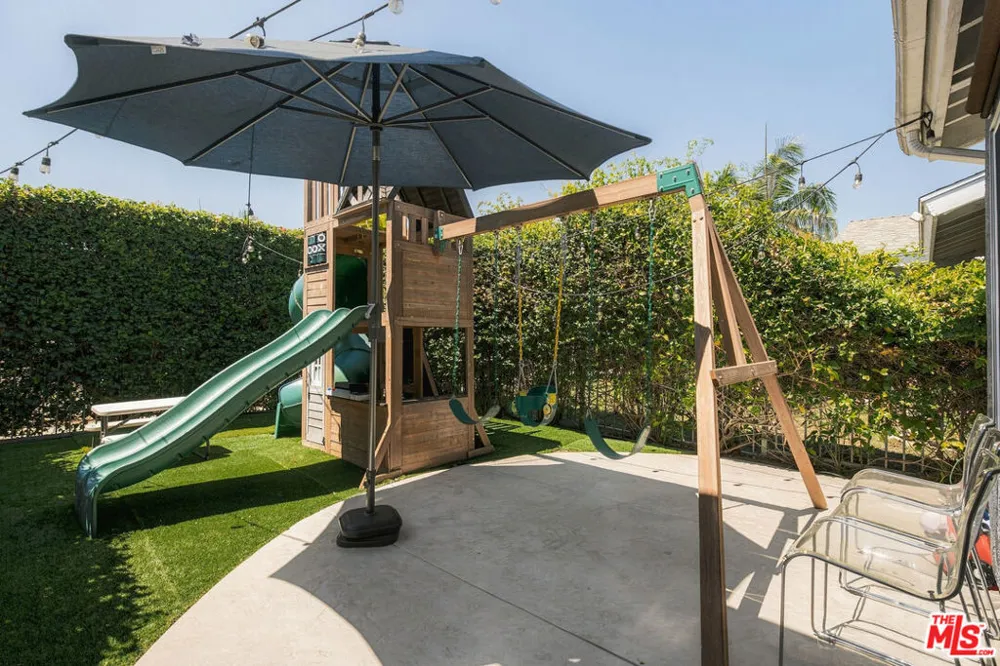 5506 Goodland Avenue Valley Village, CA 91607
