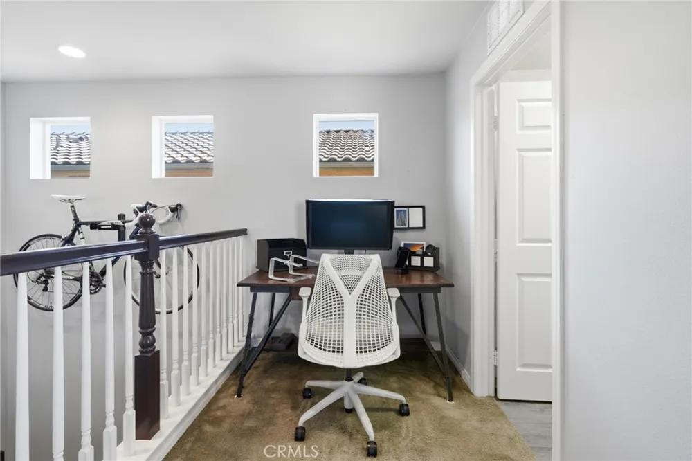 7181 Enclave Drive Eastvale, CA 92880