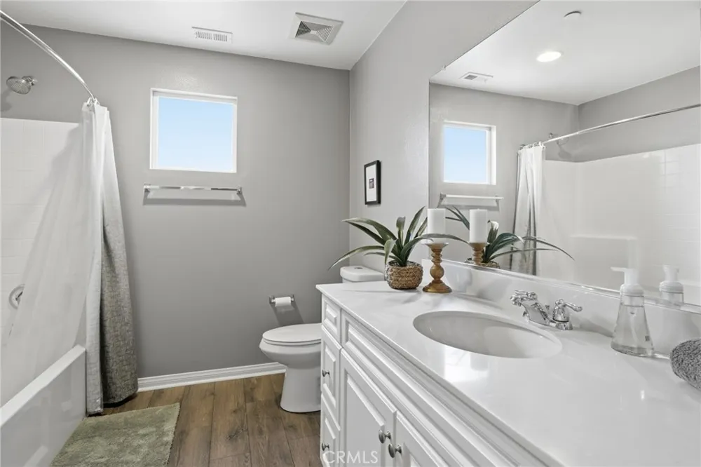 7181 Enclave Drive Eastvale, CA 92880