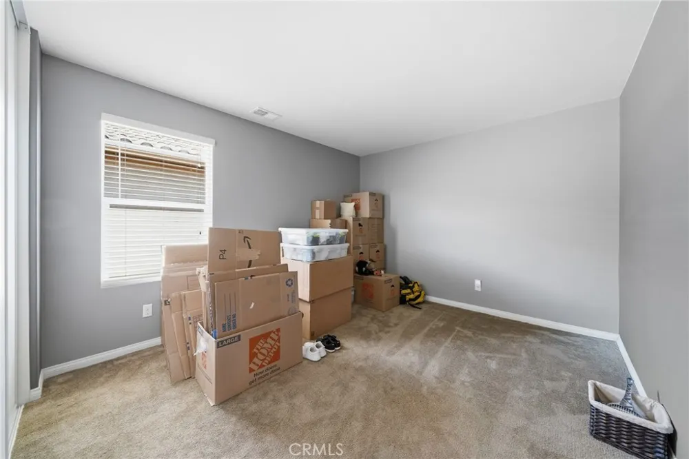 7181 Enclave Drive Eastvale, CA 92880