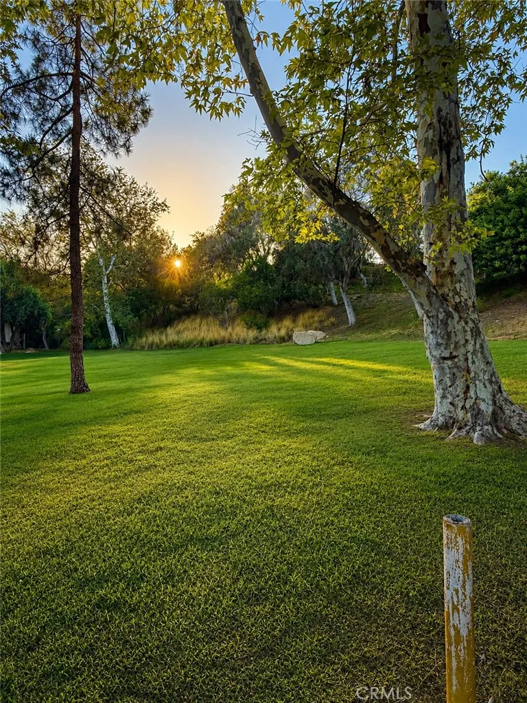 10151 Larwin #3 Chatsworth, CA 91311