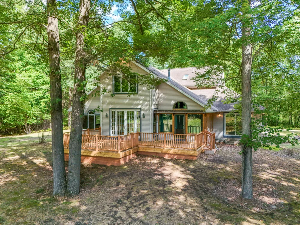 2074 W Olson Road Sanford, MI 48657