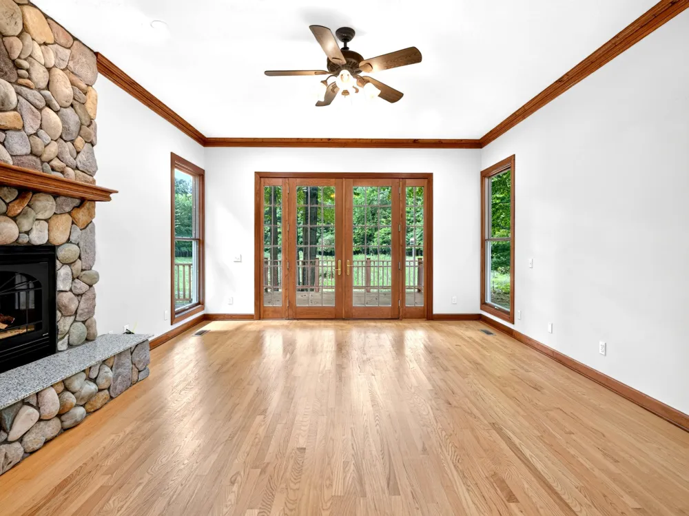 2074 W Olson Road Sanford, MI 48657