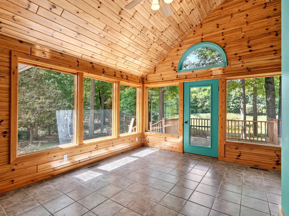 2074 W Olson Road Sanford, MI 48657