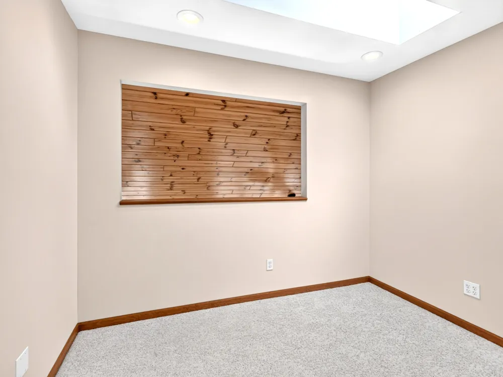 2074 W Olson Road Sanford, MI 48657