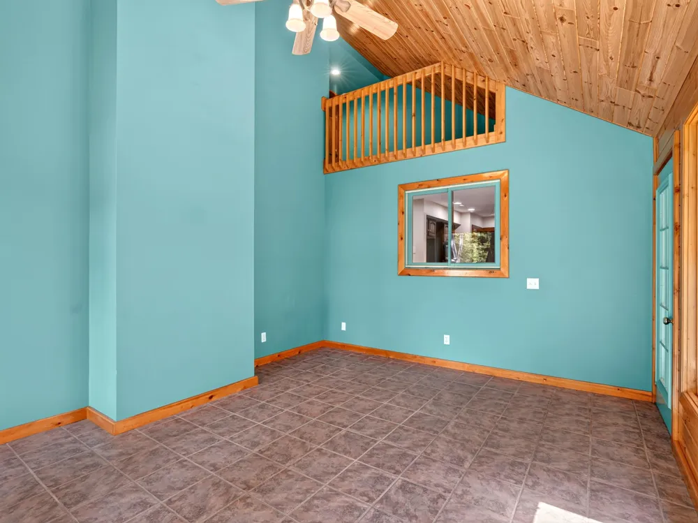 2074 W Olson Road Sanford, MI 48657