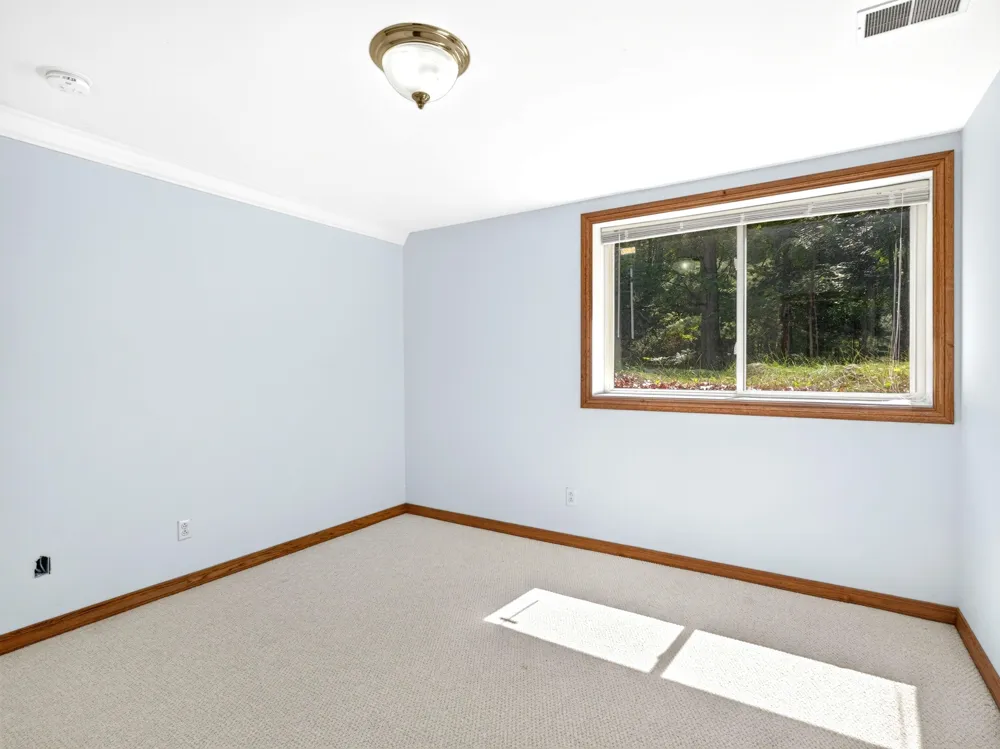 2074 W Olson Road Sanford, MI 48657