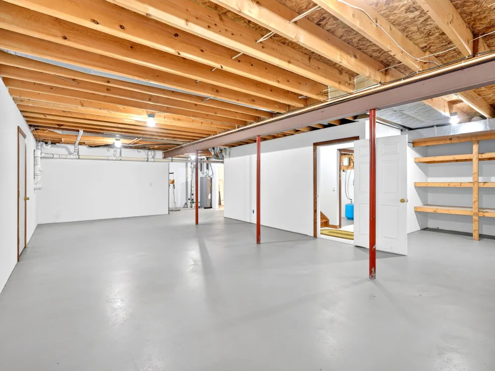 2074 W Olson Road Sanford, MI 48657