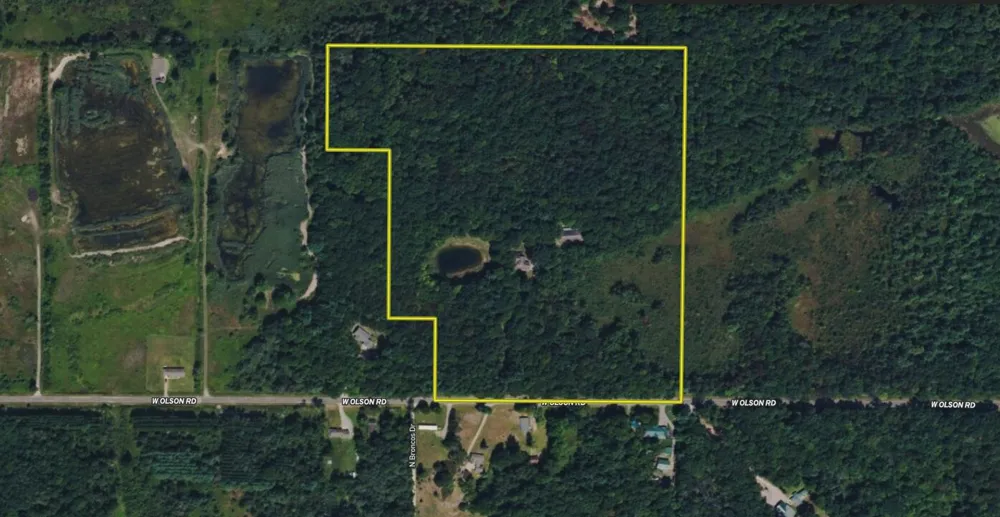 2074 W Olson Road Sanford, MI 48657