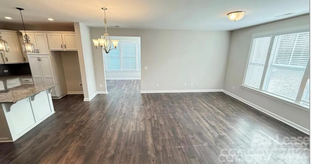 3205 Shamrock Drive Charlotte, NC 28215