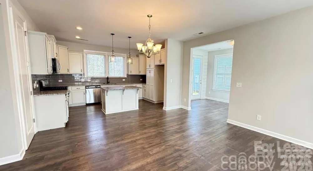 3205 Shamrock Drive Charlotte, NC 28215