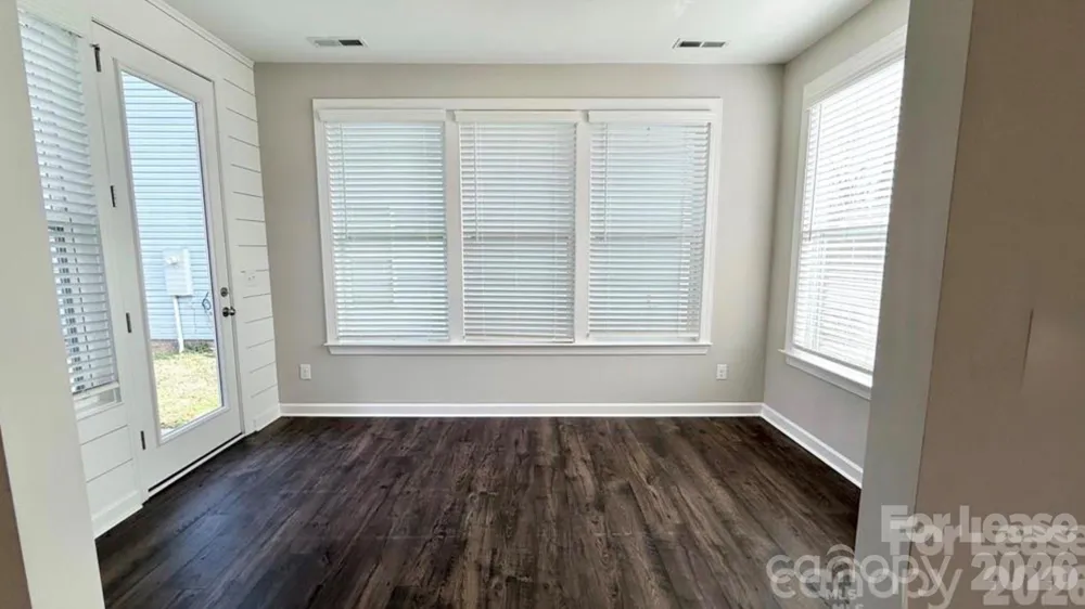 3205 Shamrock Drive Charlotte, NC 28215