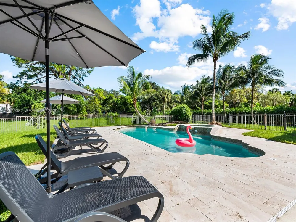 6114 NW 74th Ter Parkland, FL 33067
