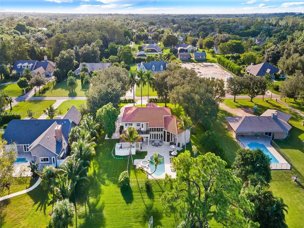 6114 NW 74th Ter Parkland, FL 33067