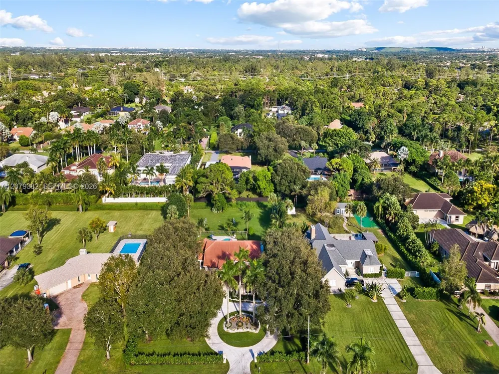 6114 NW 74th Ter Parkland, FL 33067