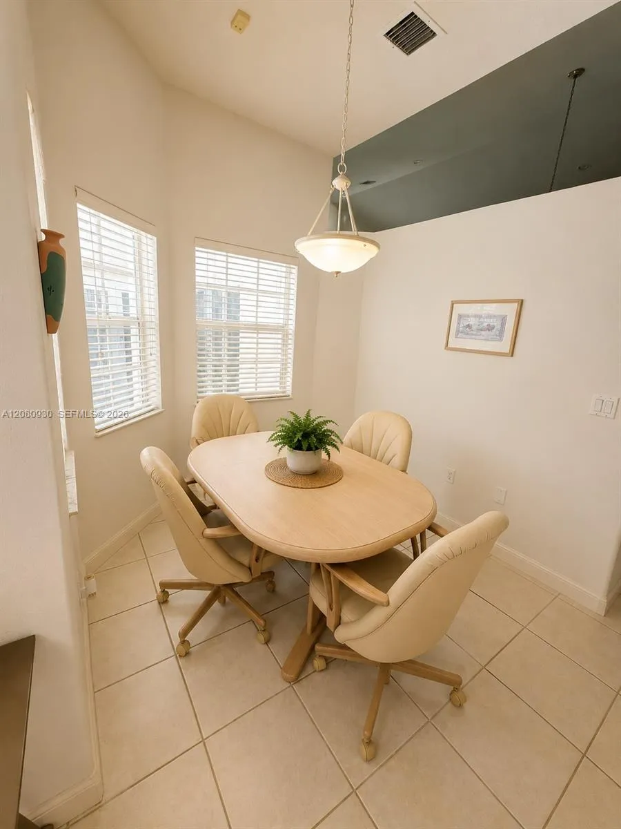 1100 NW 114th Ave Plantation, FL 33323