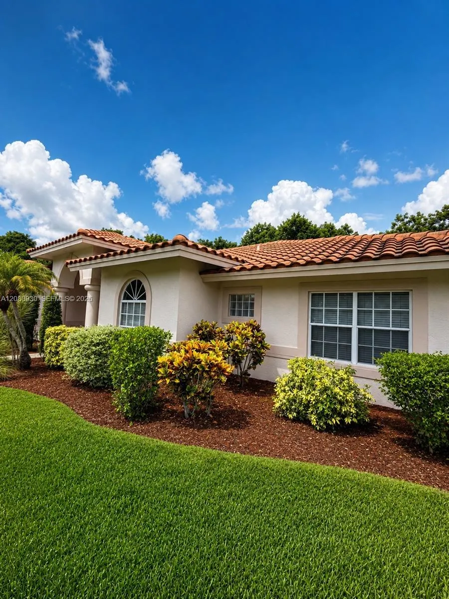 1100 NW 114th Ave Plantation, FL 33323