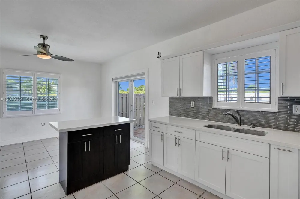 12232 SW 148 TER #12232 Miami, FL 33186