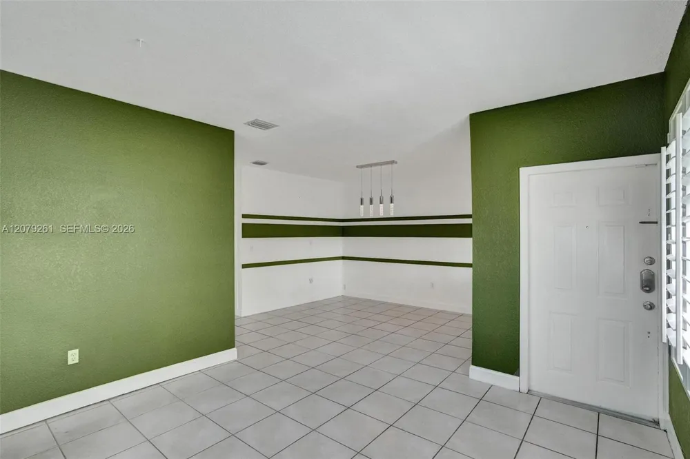 12232 SW 148 TER #12232 Miami, FL 33186