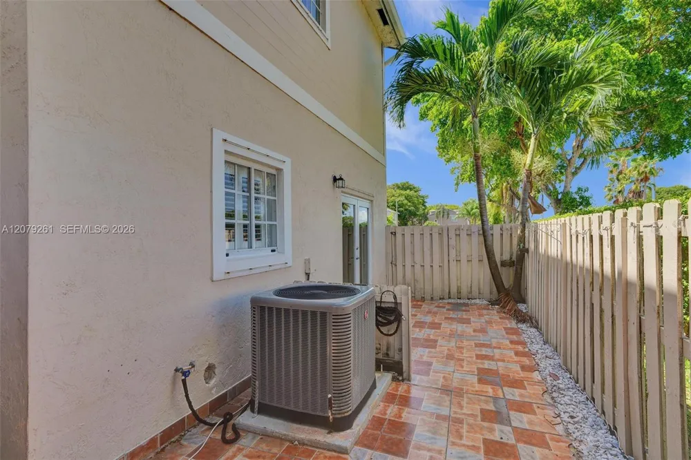 12232 SW 148 TER #12232 Miami, FL 33186
