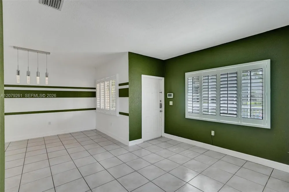 12232 SW 148 TER #12232 Miami, FL 33186
