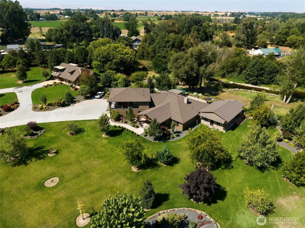179 Ella-Quintino Lane Walla Walla, WA 99362