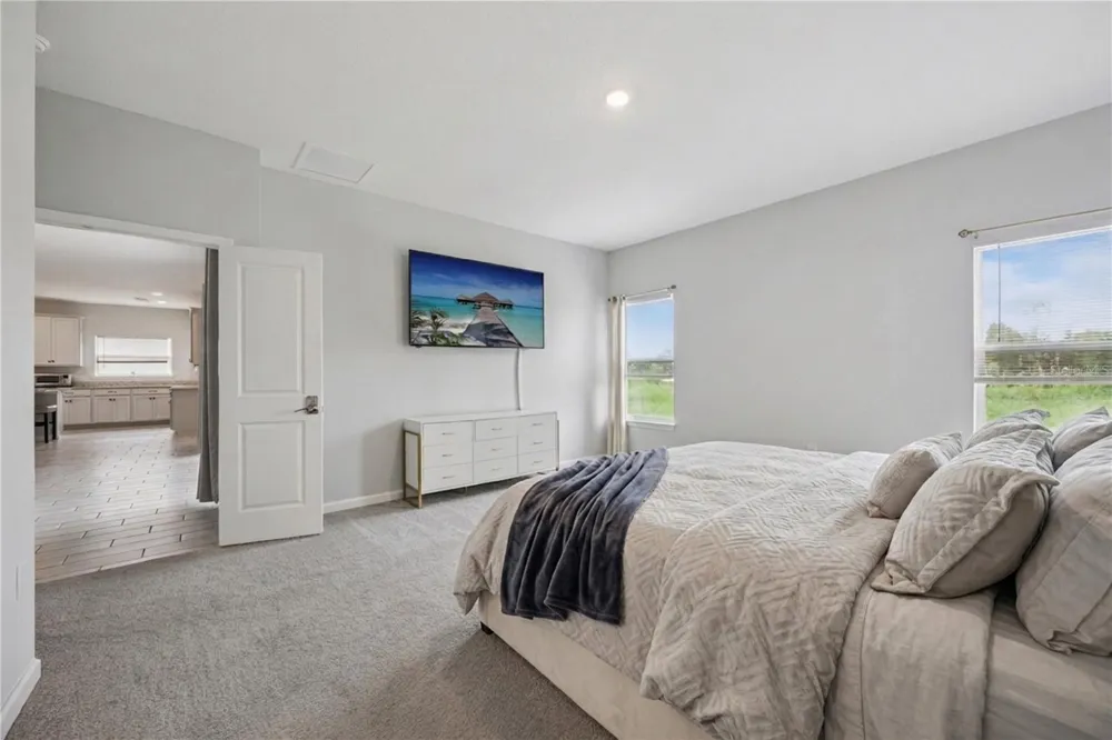 559 VIA BELLA COURT Howey In The Hills, FL 34737