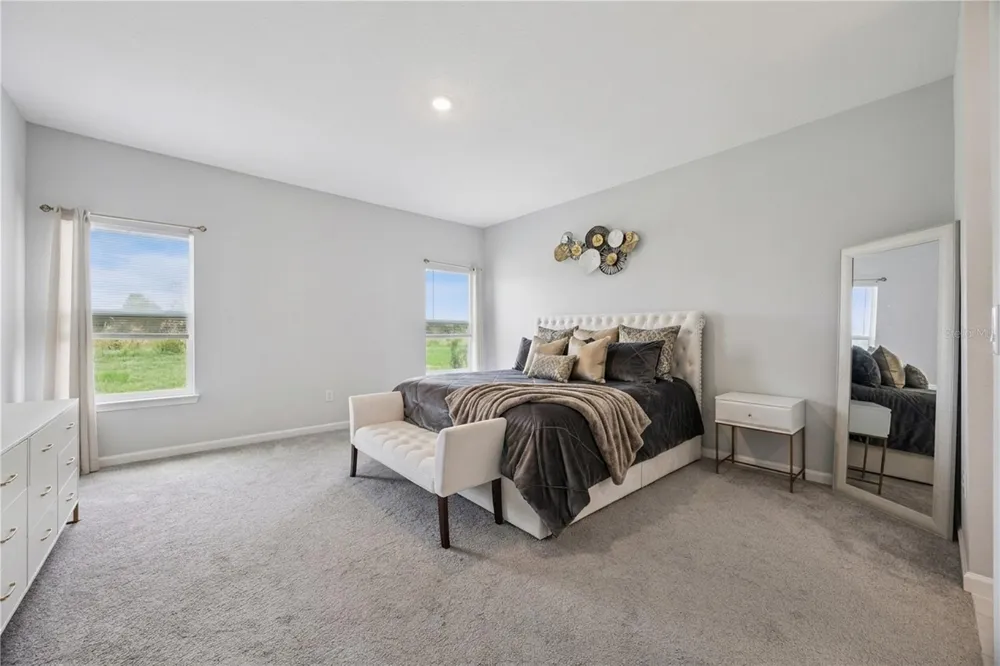 559 VIA BELLA COURT Howey In The Hills, FL 34737