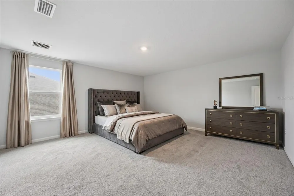 559 VIA BELLA COURT Howey In The Hills, FL 34737