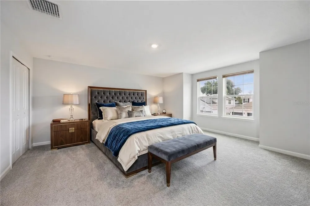 559 VIA BELLA COURT Howey In The Hills, FL 34737