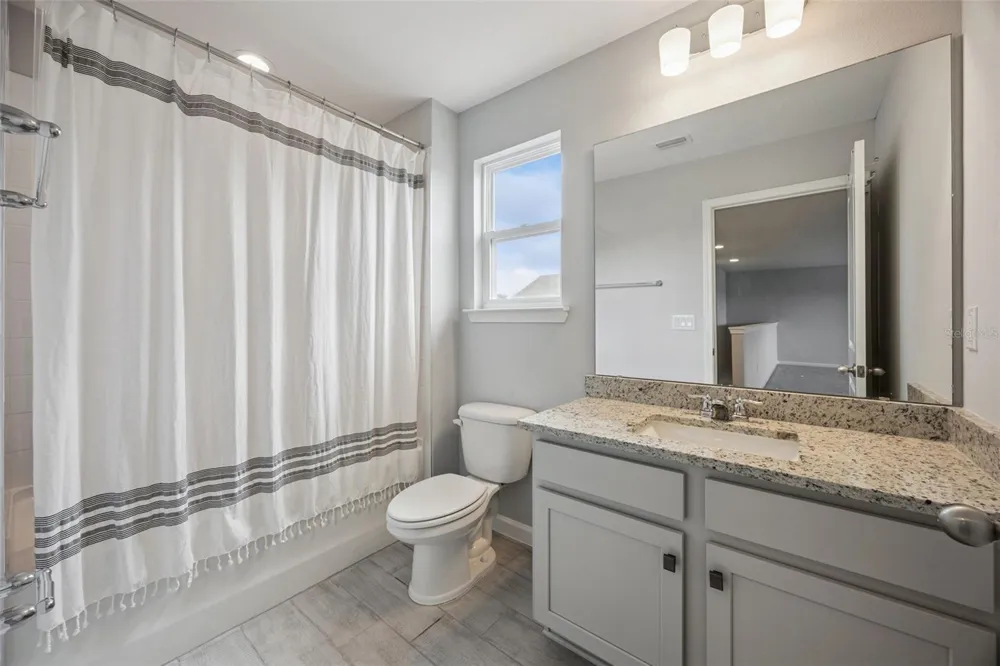 559 VIA BELLA COURT Howey In The Hills, FL 34737