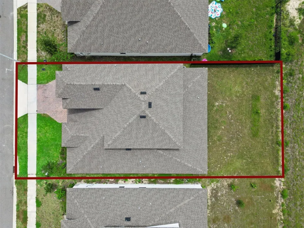 559 VIA BELLA COURT Howey In The Hills, FL 34737