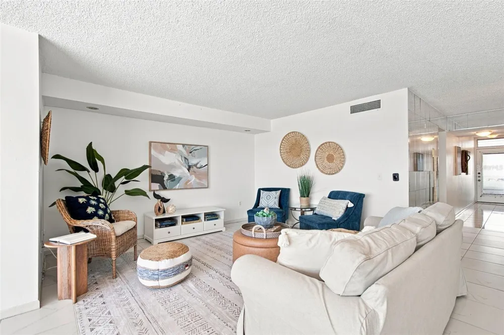 6020 SHORE BOULEVARD S #103 Gulfport, FL 33707