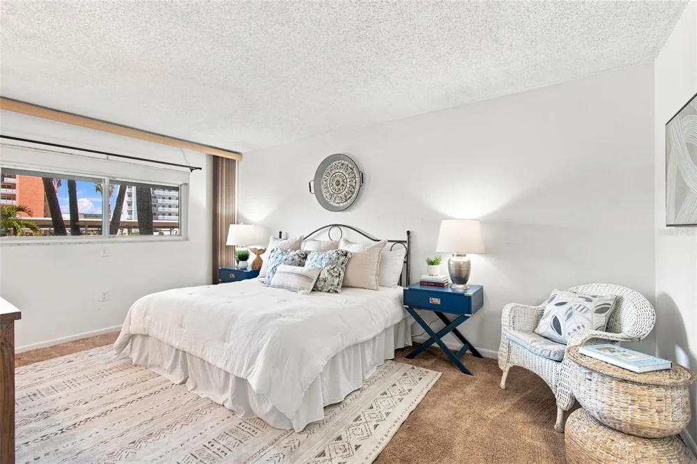 6020 SHORE BOULEVARD S #103 Gulfport, FL 33707