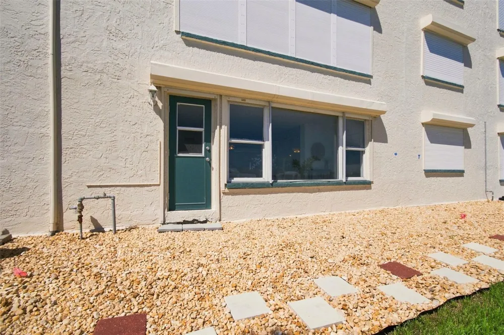 6020 SHORE BOULEVARD S #103 Gulfport, FL 33707