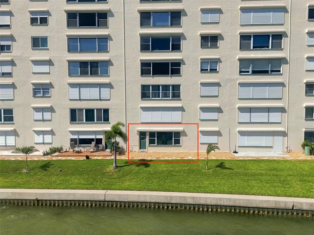 6020 SHORE BOULEVARD S #103 Gulfport, FL 33707