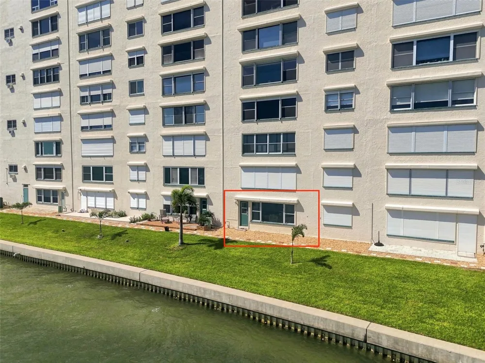 6020 SHORE BOULEVARD S #103 Gulfport, FL 33707