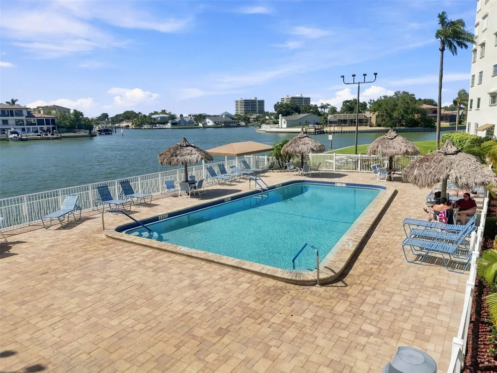 6020 SHORE BOULEVARD S #103 Gulfport, FL 33707