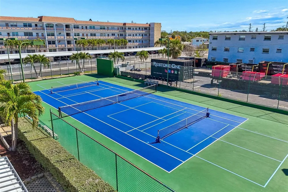 6020 SHORE BOULEVARD S #103 Gulfport, FL 33707
