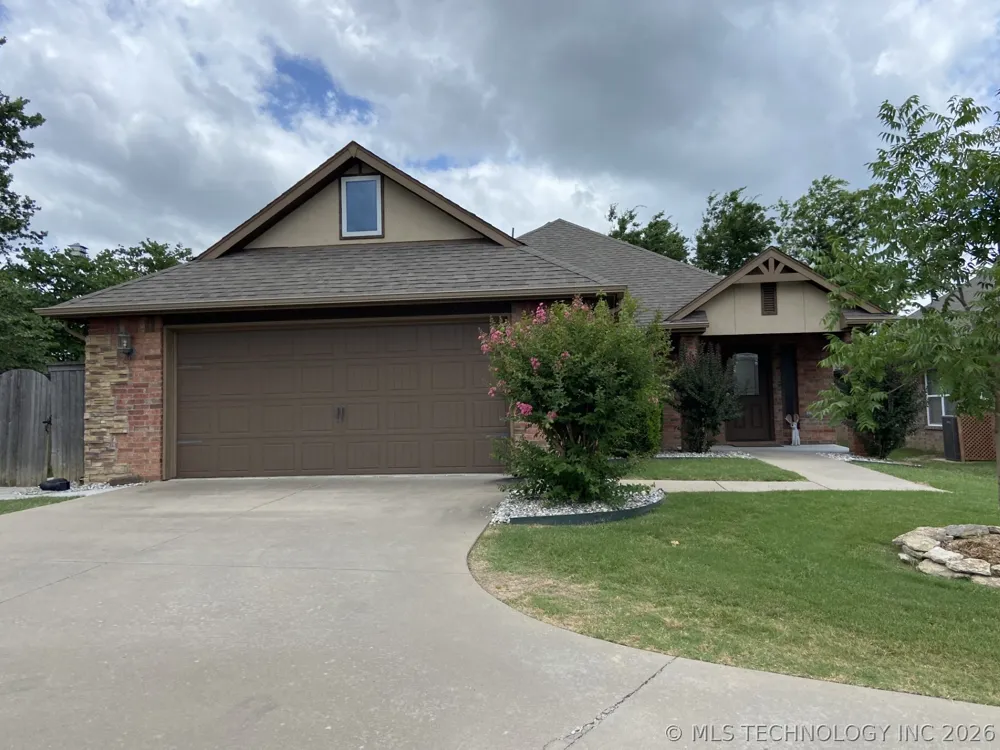10713 Masters Circle Jenks, OK 74037